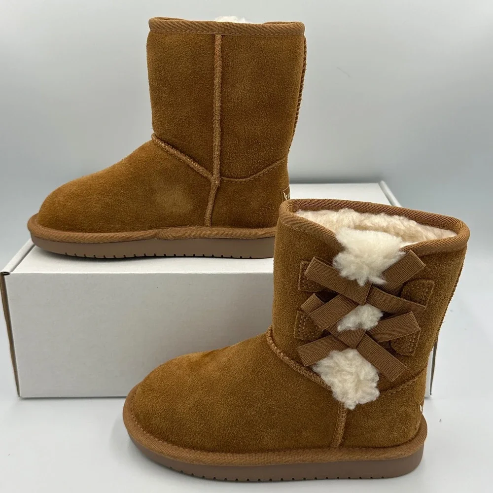 Koolaburra by UGG Victoria Short Chestnut Suede Bow Boots‎ Kids 10 New W/O Box
